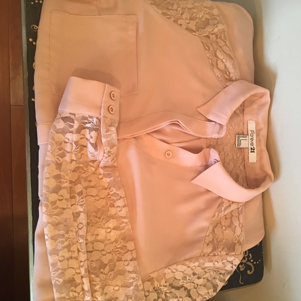 Light pink top with lace sleeves